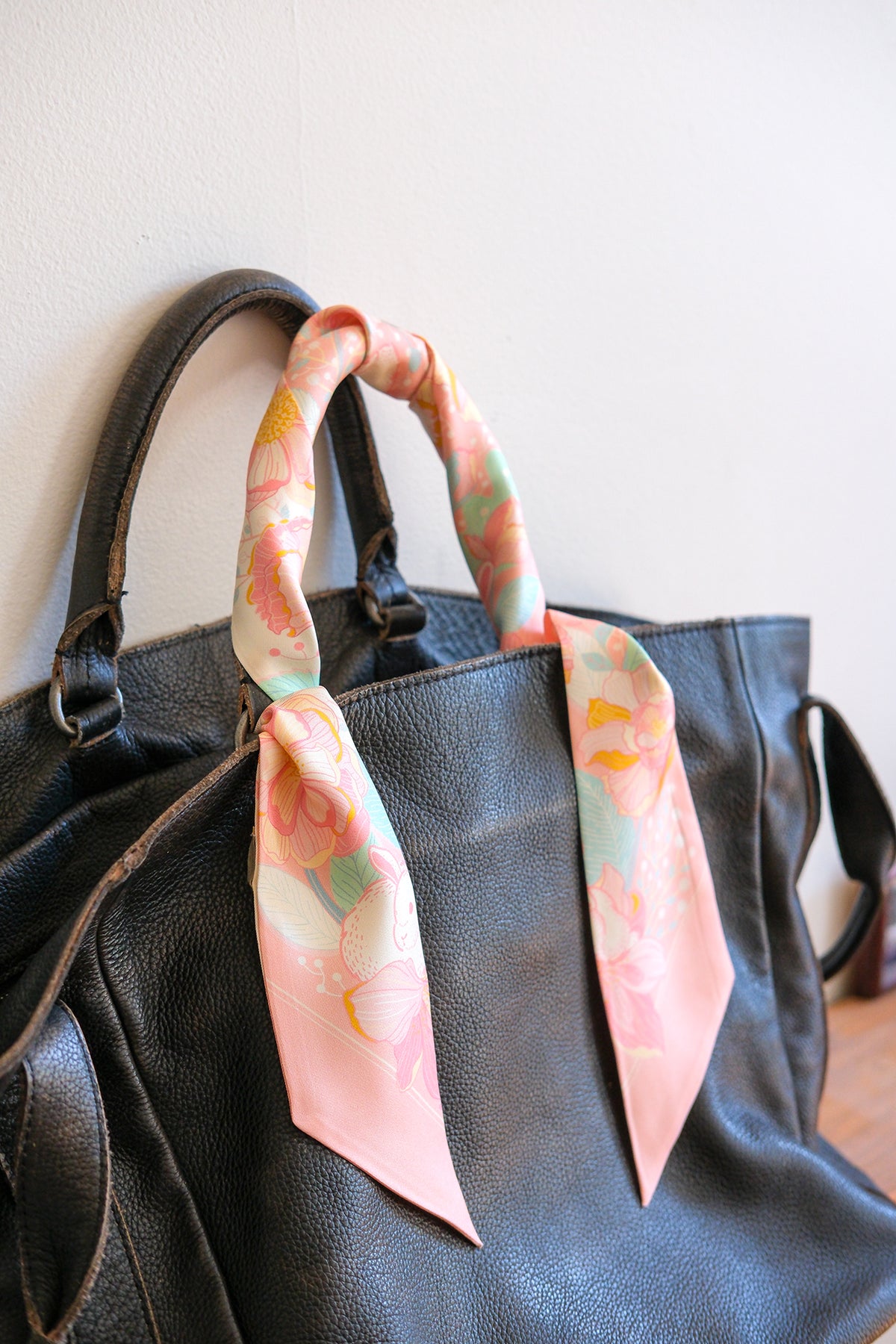 Floral Bunny Art Silk Twilly