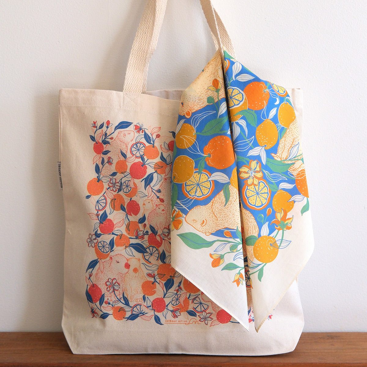 Capybara Yuzu Art Tote Bag + Bandana Gift Set (Tangerine)