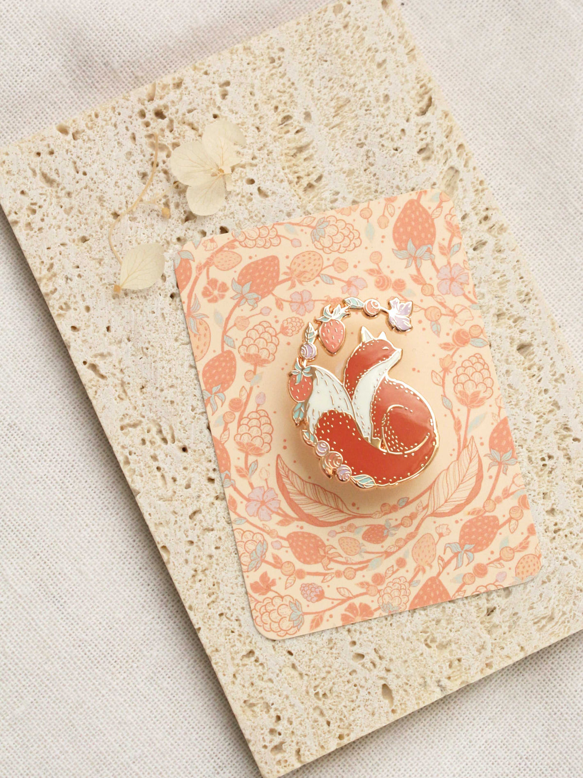 Fox&Berry Enamel Pin Brooches & Lapel Pins