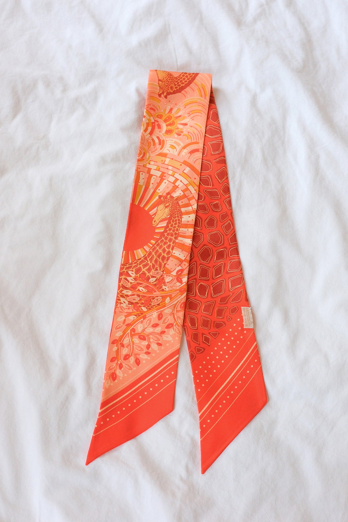 Giraffe, Safari Art  Silk Twilly