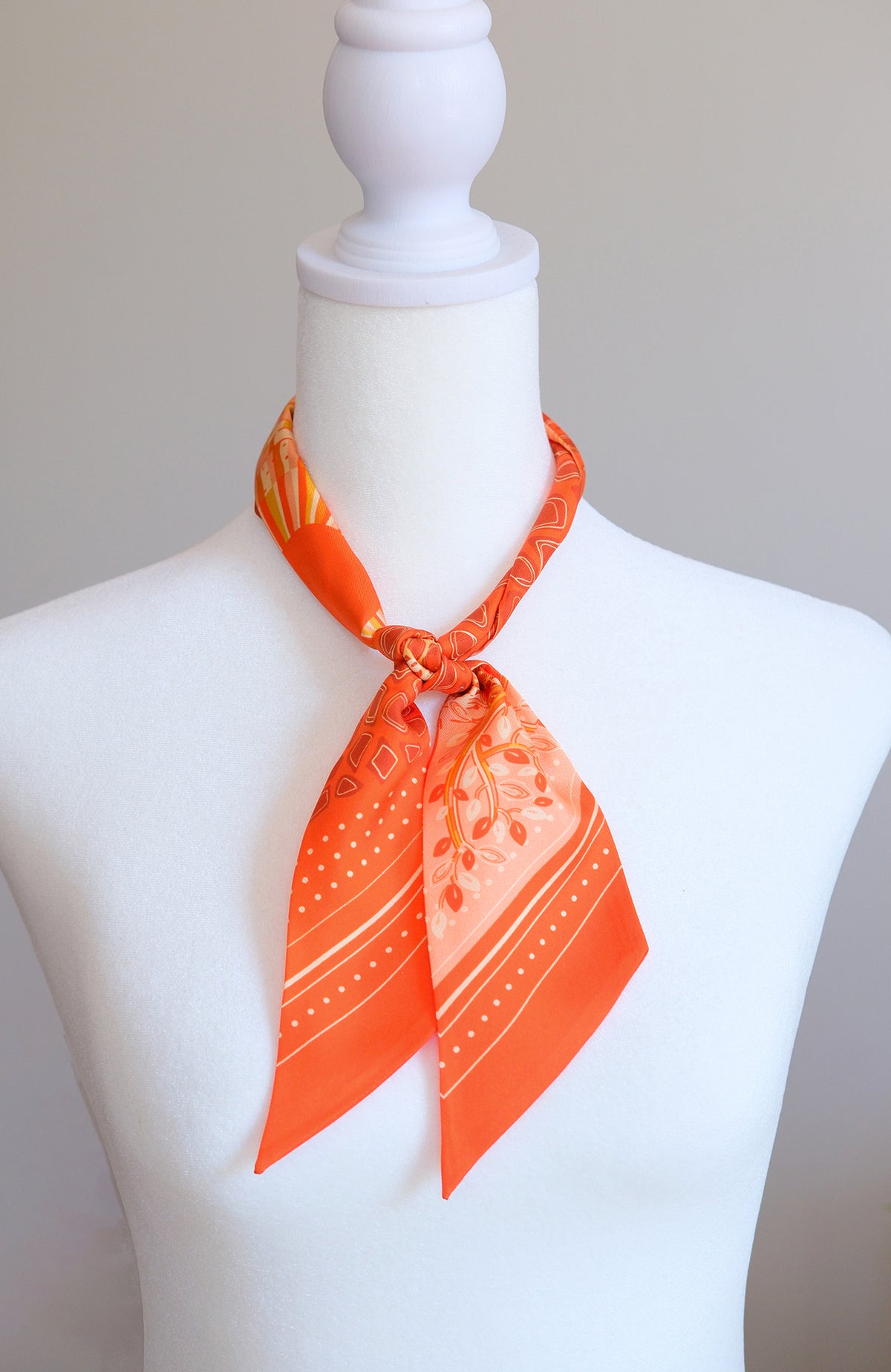 Giraffe, Safari Art  Silk Twilly
