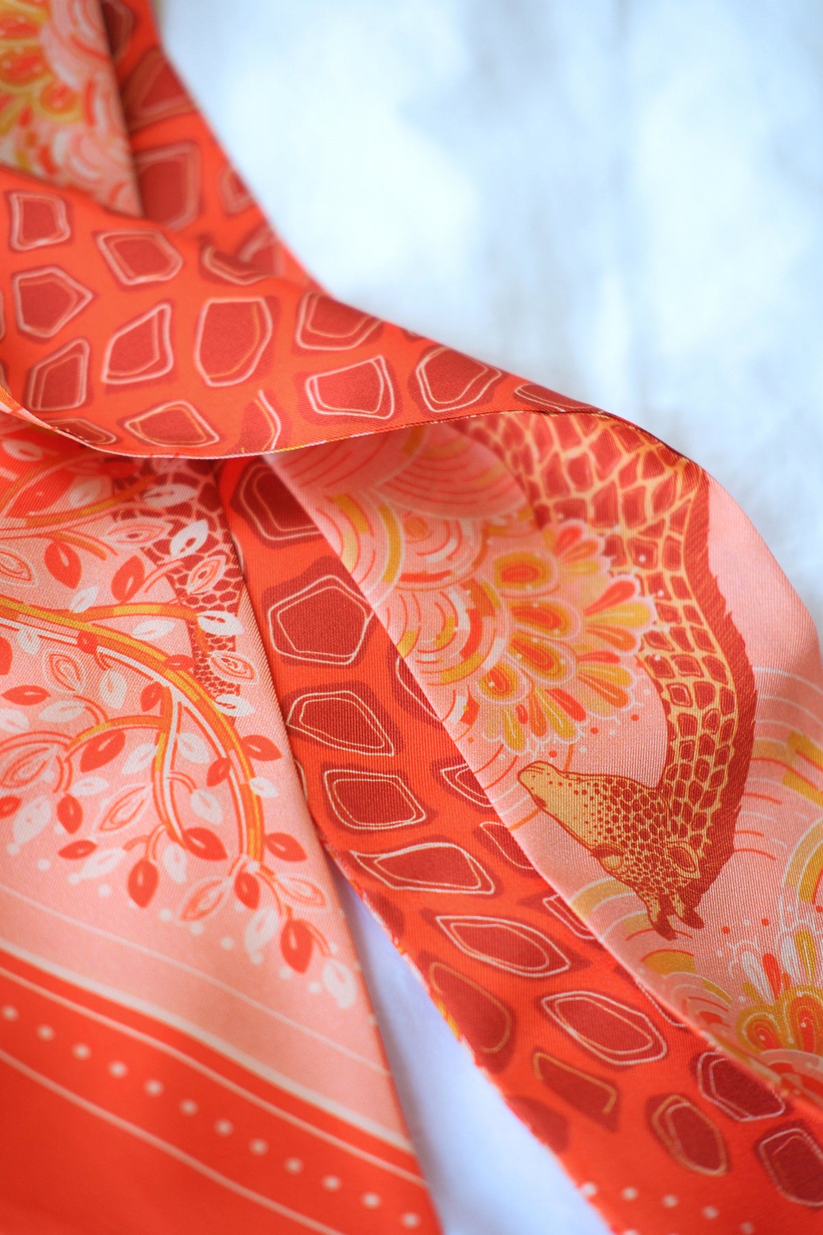 Giraffe, Safari Art  Silk Twilly