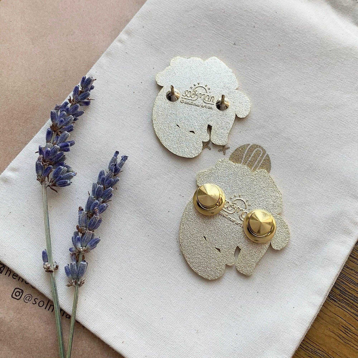 Snow Leopard, Pine tree Enamel Pin Brooches & Lapel Pins