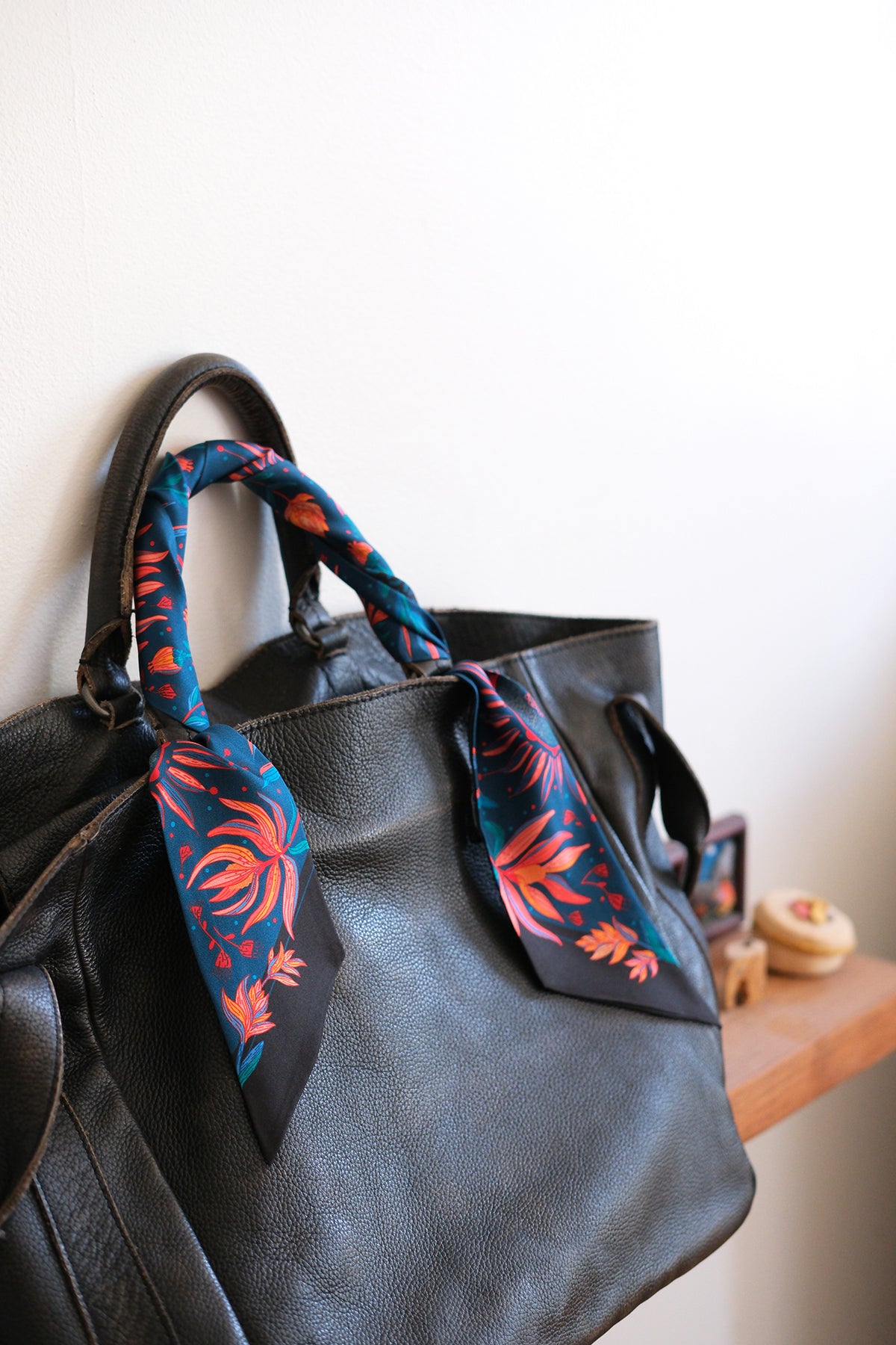 Floral Leopard Art Silk Twilly