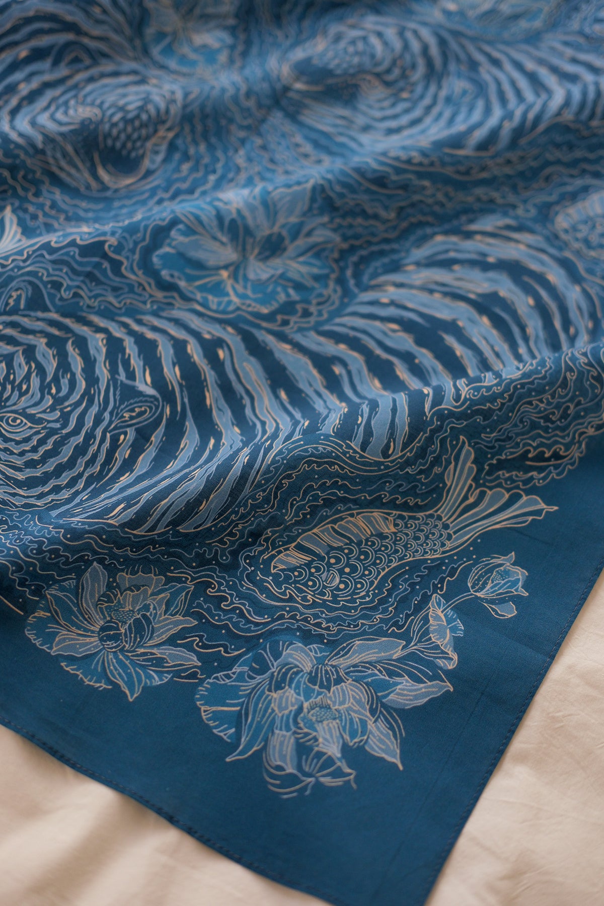 Tiger Art Bandana Scarf (Indigo)