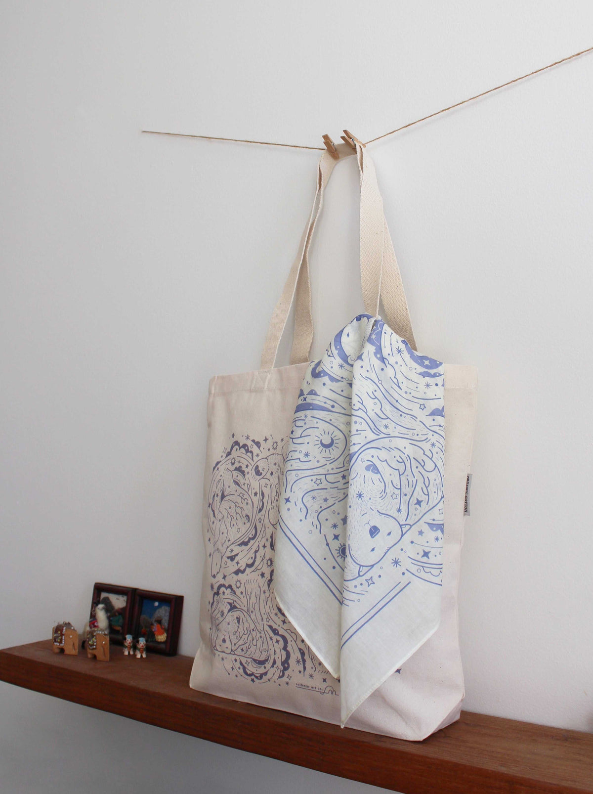 Polar bear Tote Bag + Bandana Scarf Set (Off-white) Tote bag