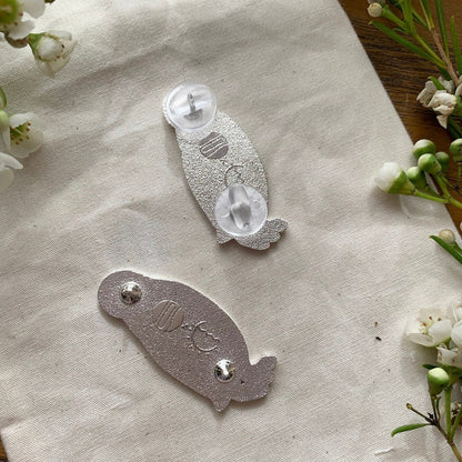 Penguin enamel pin (Galapagos Penguin) Brooches & Lapel Pins