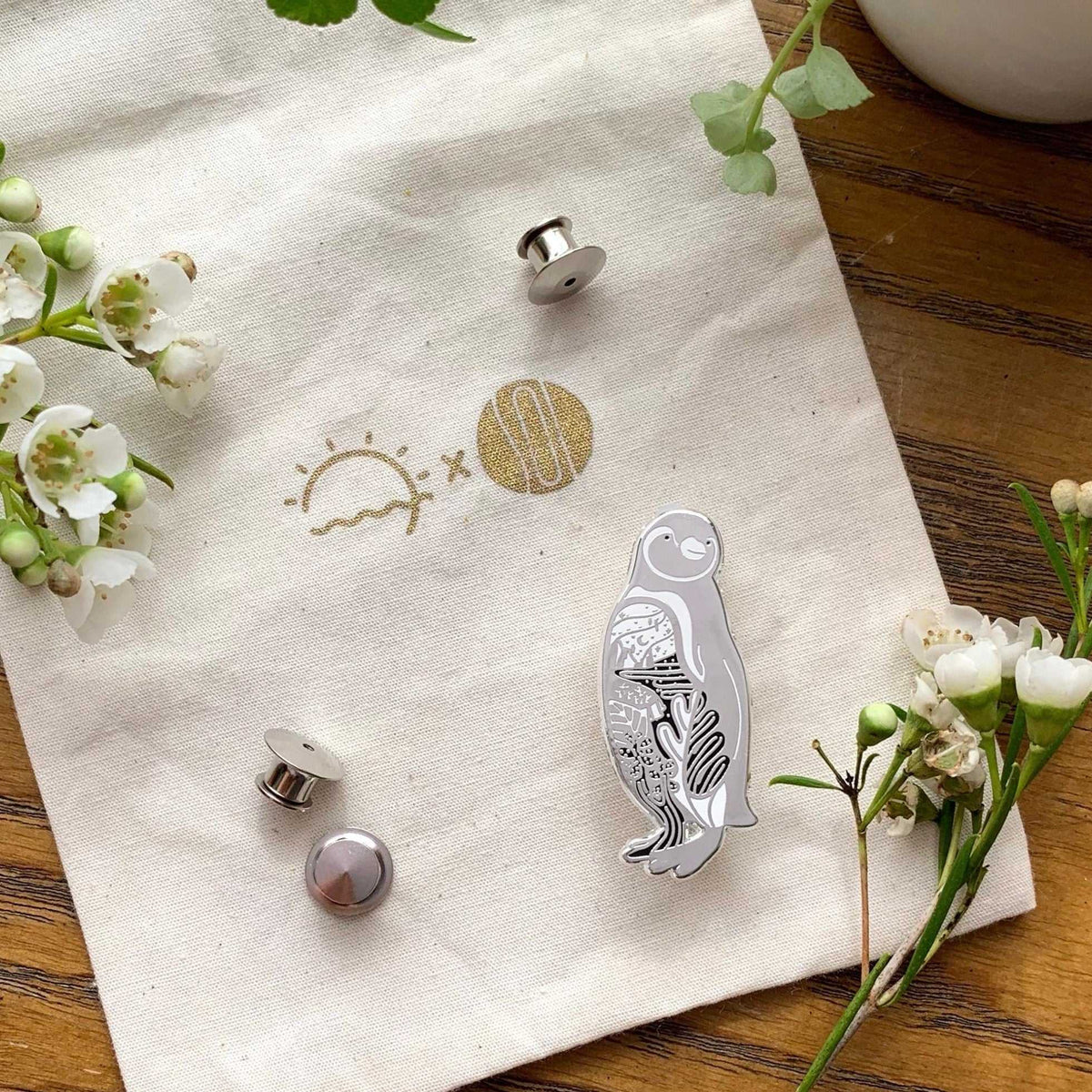 Penguin enamel pin (Galapagos Penguin) Brooches & Lapel Pins