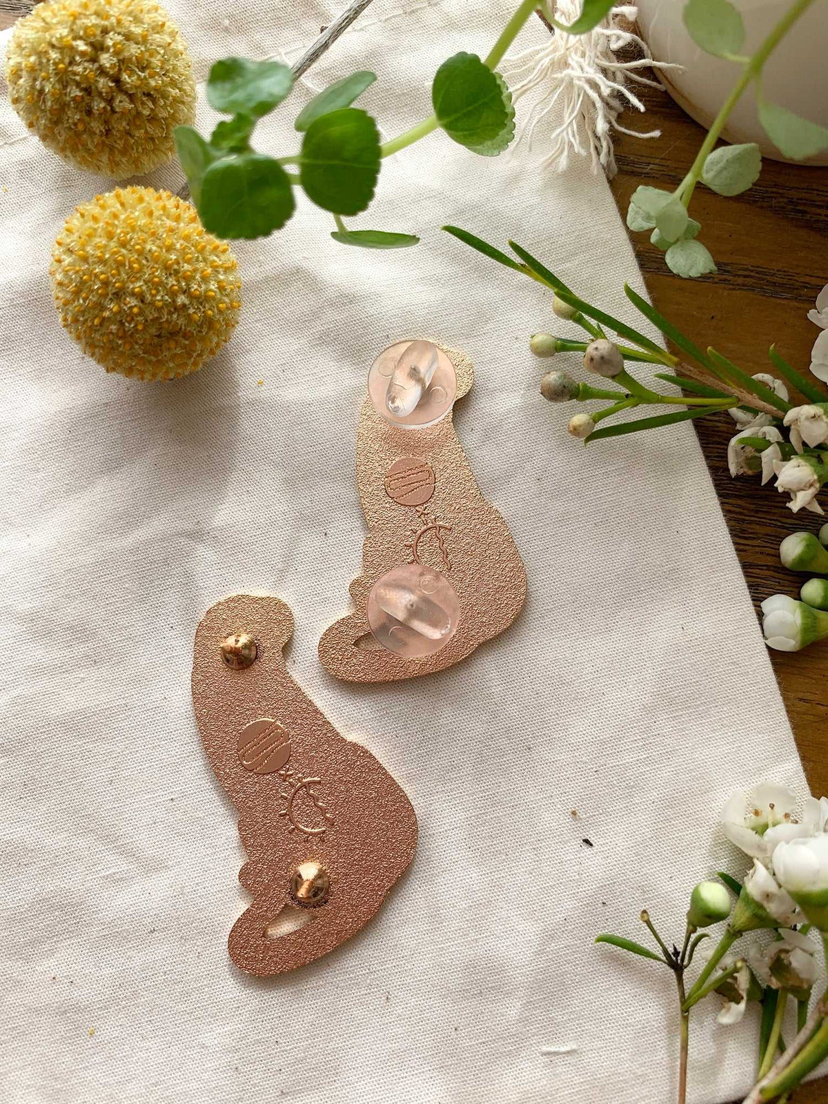 Tiger enamel pin + Postcard Set Brooches & Lapel Pins