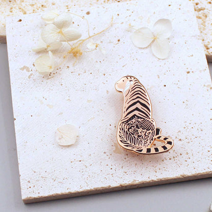 Tiger enamel Keychain +Pin Set Keychains