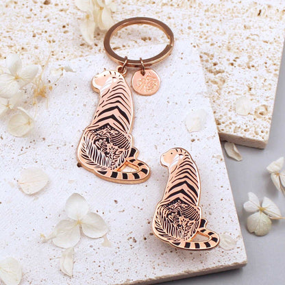 Tiger enamel Keychain +Pin Set Keychains