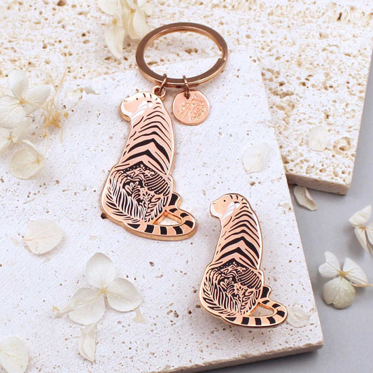 Tiger enamel Keychain +Pin Set Keychains